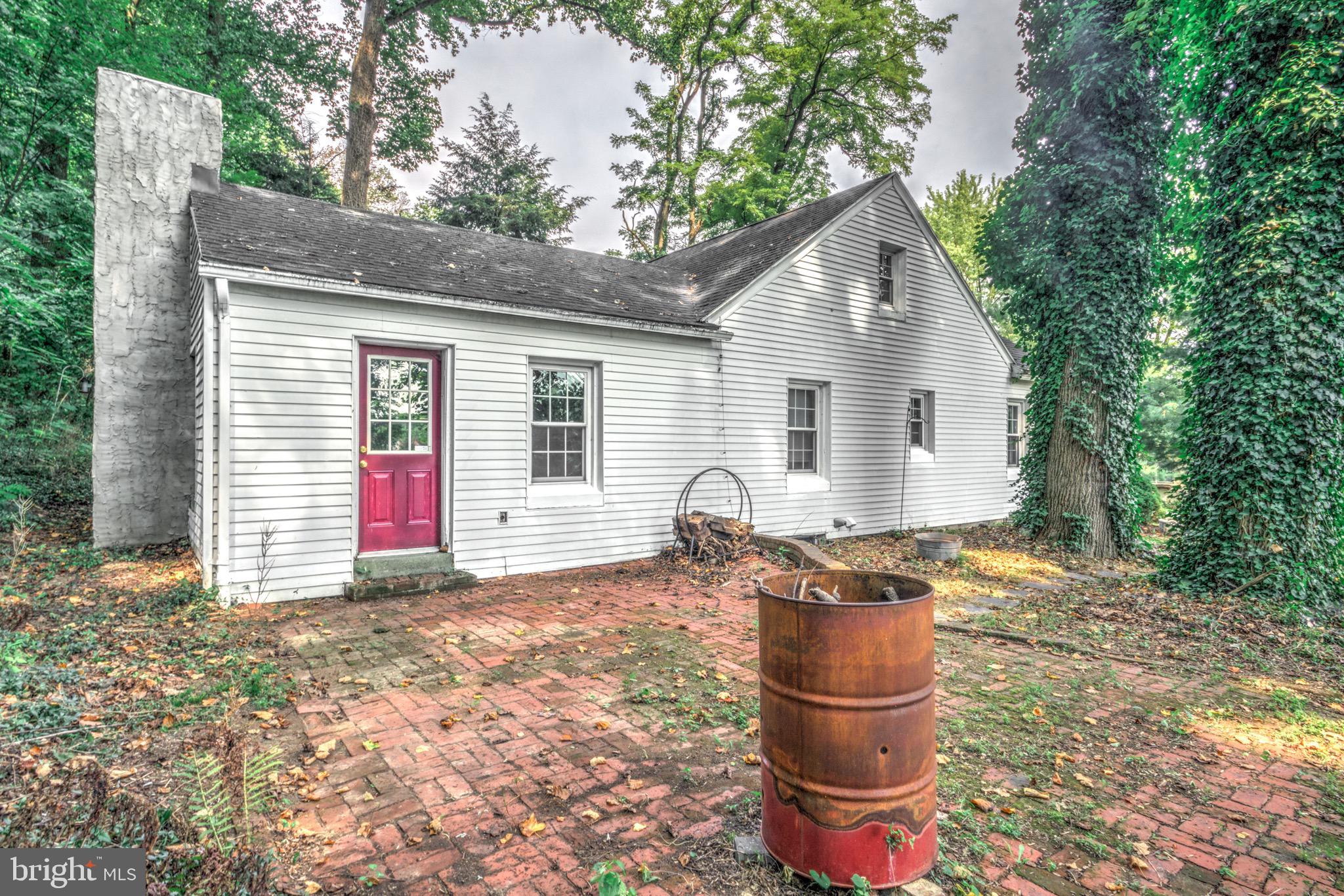 2820 Spring Valley Road Lancaster, PA 17601 - Photo 9 of 38 Gallery Image 9
