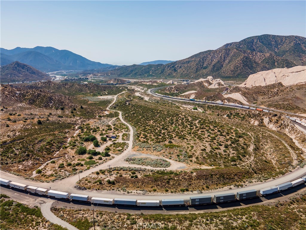 4292 Davis Ranch Road Phelan, CA 92371 - Photo 13 of 28