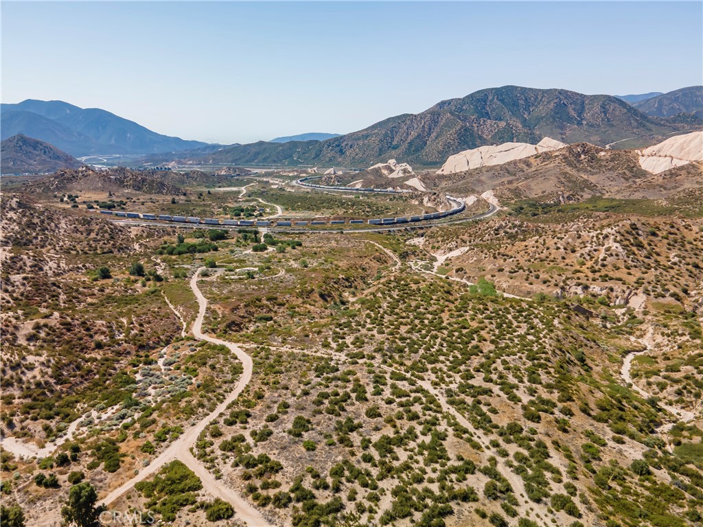 4292 Davis Ranch Road Phelan, CA 92371 - Photo 18 of 28