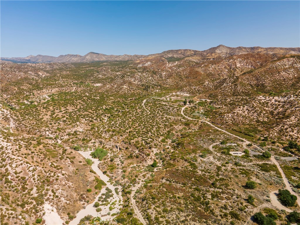 4292 Davis Ranch Road Phelan, CA 92371 - Photo 22 of 28