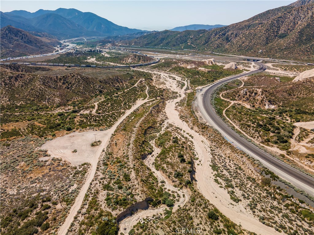 4292 Davis Ranch Road Phelan, CA 92371 - Photo 8 of 28