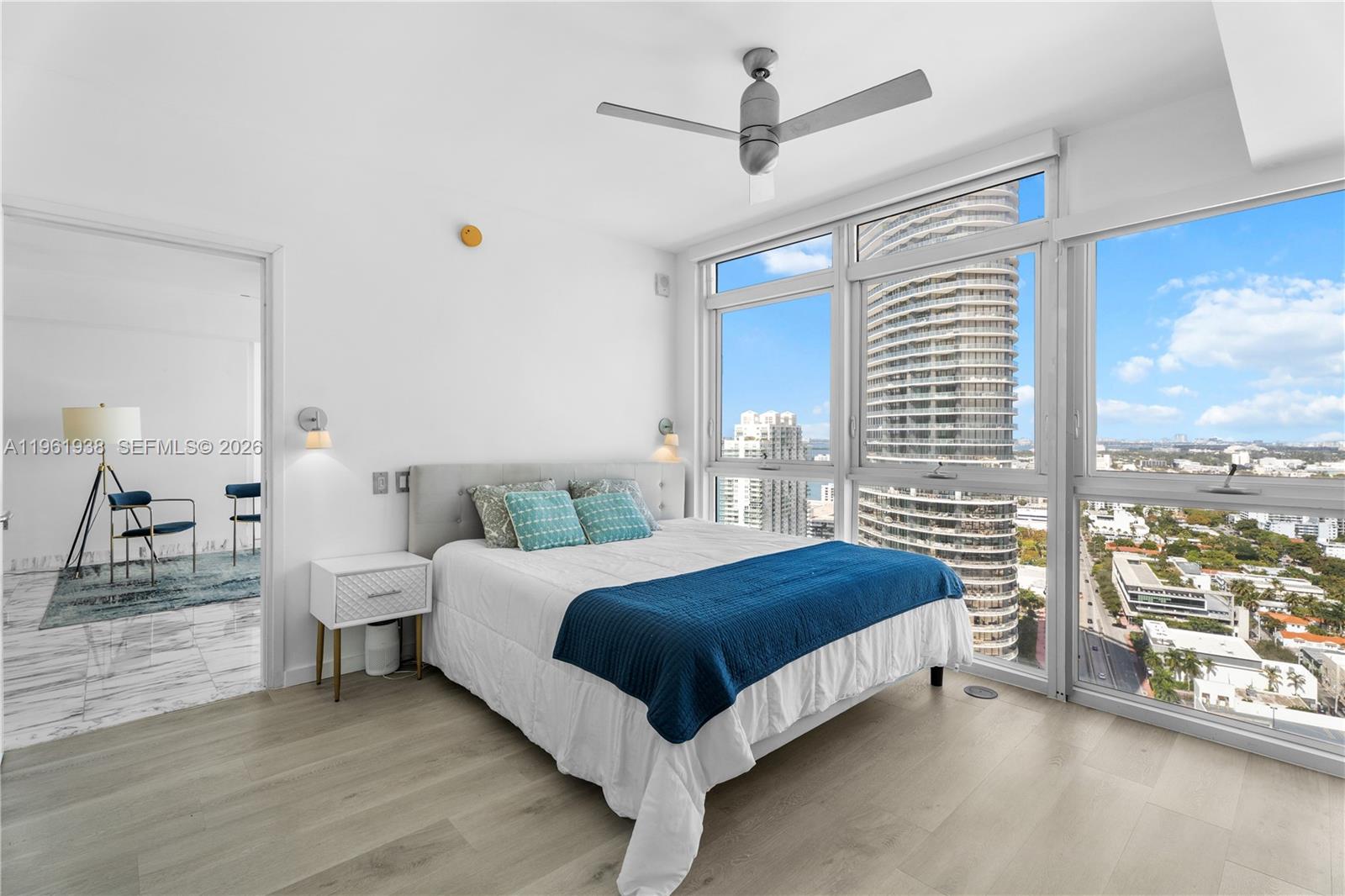 450 Alton Road, Unit 3008 Miami Beach, FL 33139 - Photo 9 of 34