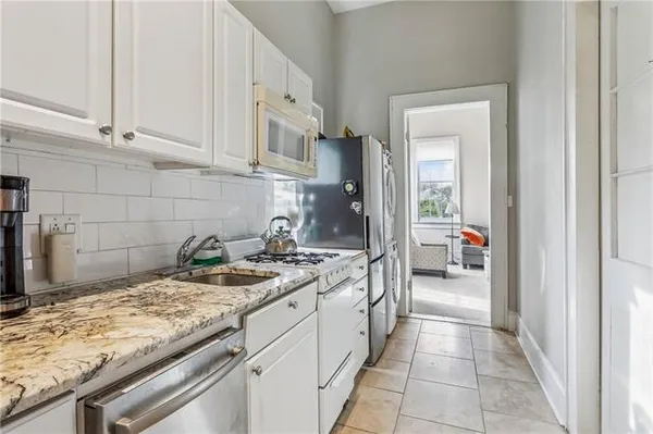 $1,895,000 | 2817 Chestnut Street, New Orleans, LA 70115