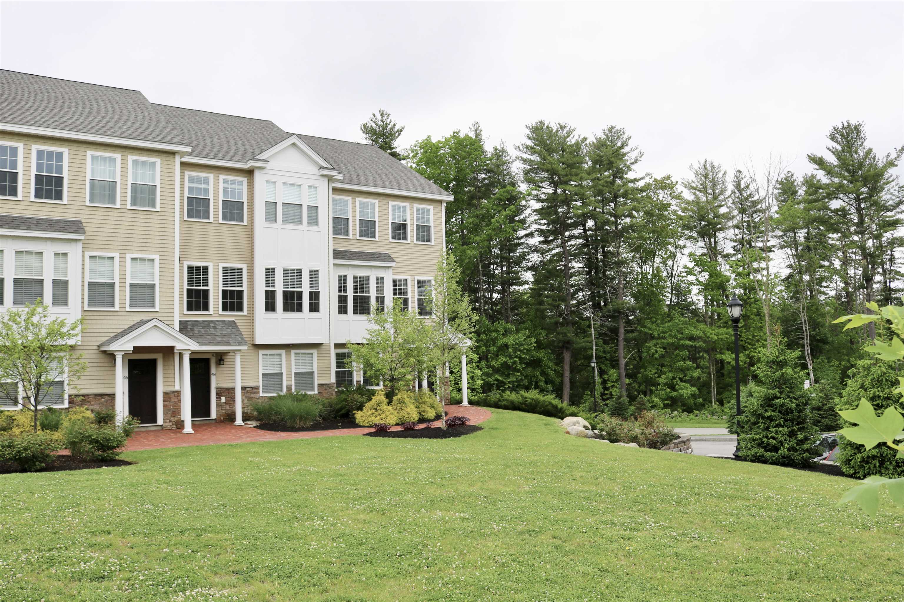 50 Acadia Lane Exeter, NH 03833 - Photo 2 of 25 Gallery Image 2