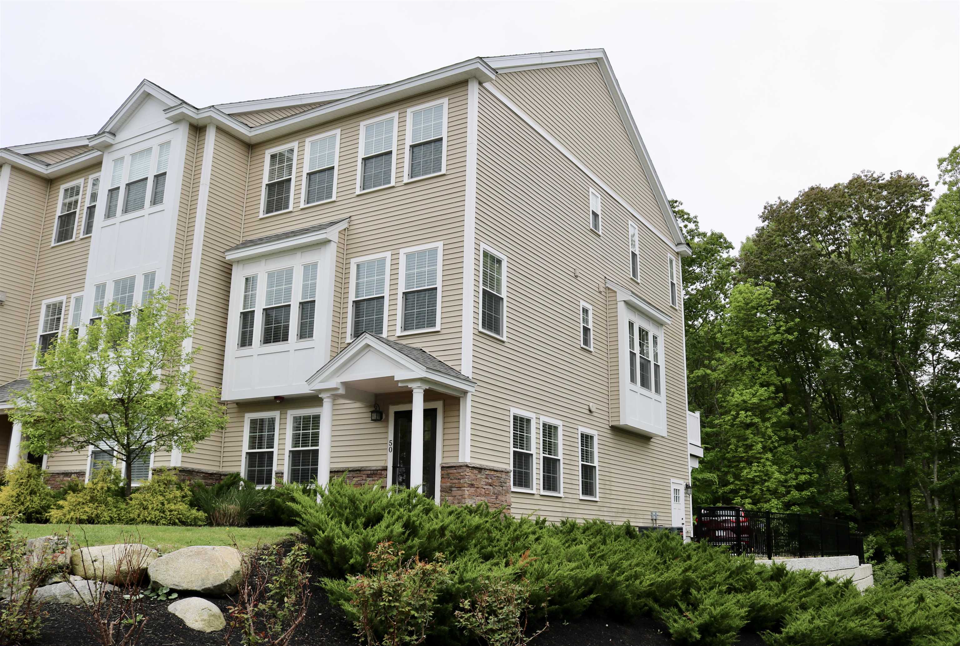 50 Acadia Lane Exeter, NH 03833 - Photo 3 of 25 Gallery Image 3