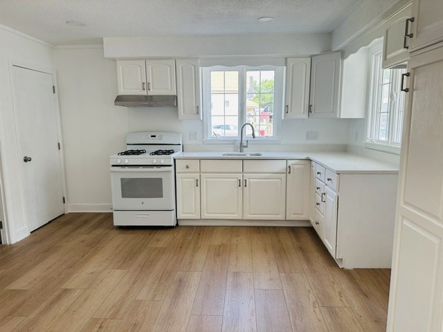 159 Ludlam Street Lowell, MA 01850 - Photo 9 of 27