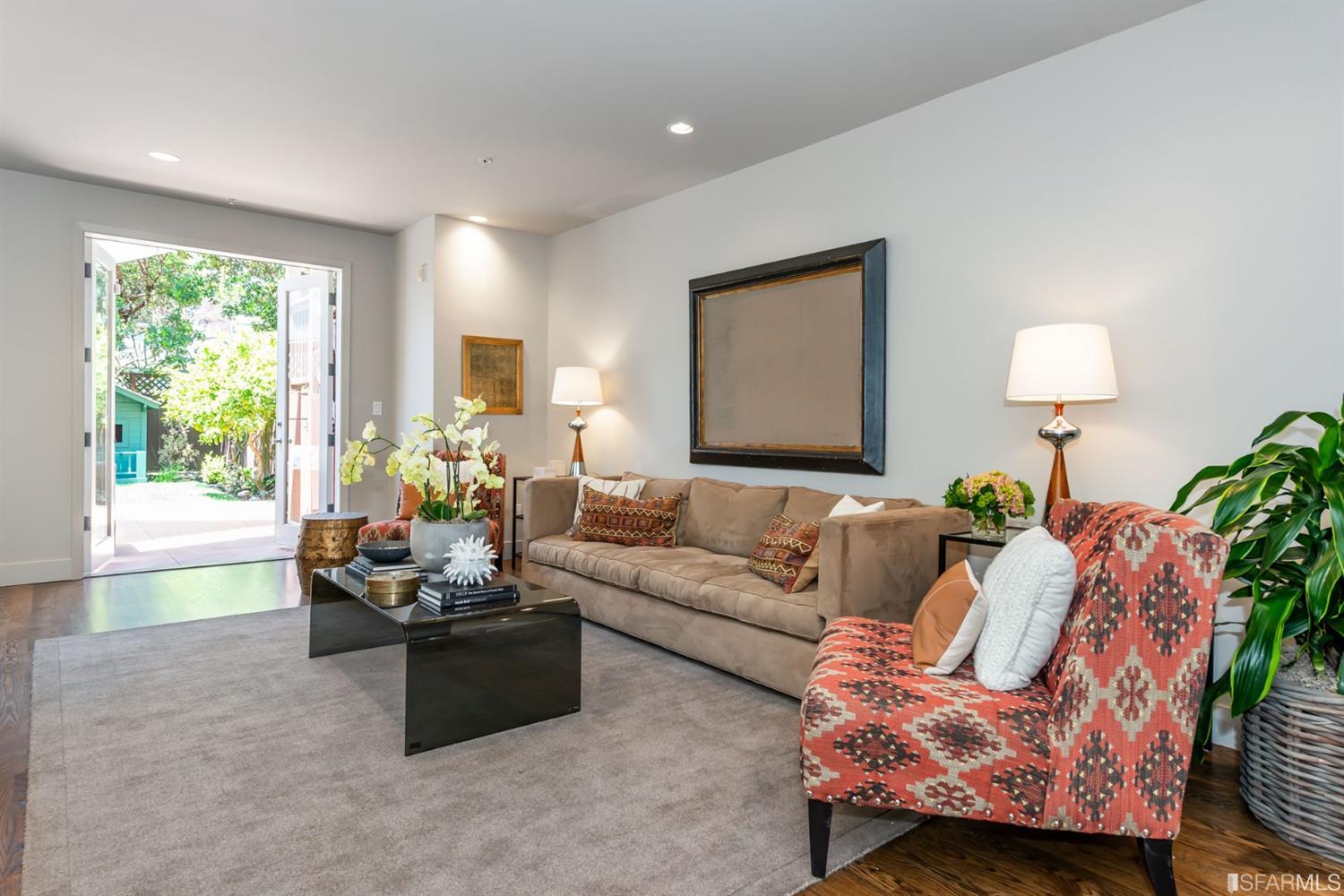 1070 Capp Street, Unit 2 San Francisco, CA 94110 - Photo 5 of 26