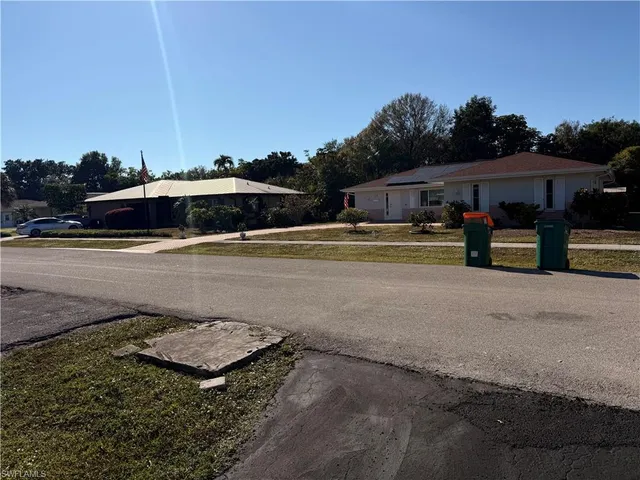 $3,250 | 3536 Bolero Way, Naples, FL 34105