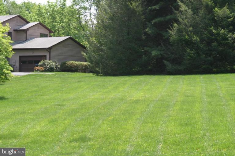 11109 Farm Road Great Falls, VA 22066 - Photo 2 of 26 Exterior #2