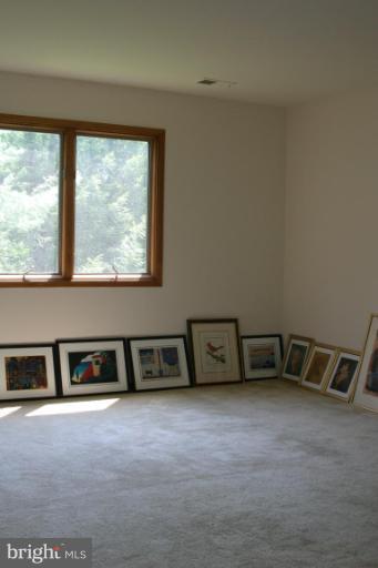 11109 Farm Road Great Falls, VA 22066 - Photo 14 of 26 Bedroom #1