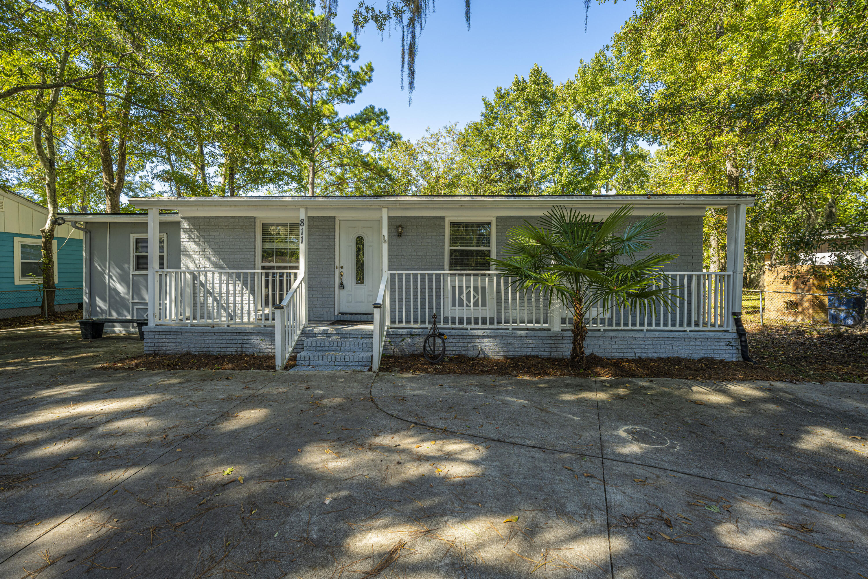 811 Savage Road Charleston, SC 29414 - Photo 1 of 36 811SavageRd04