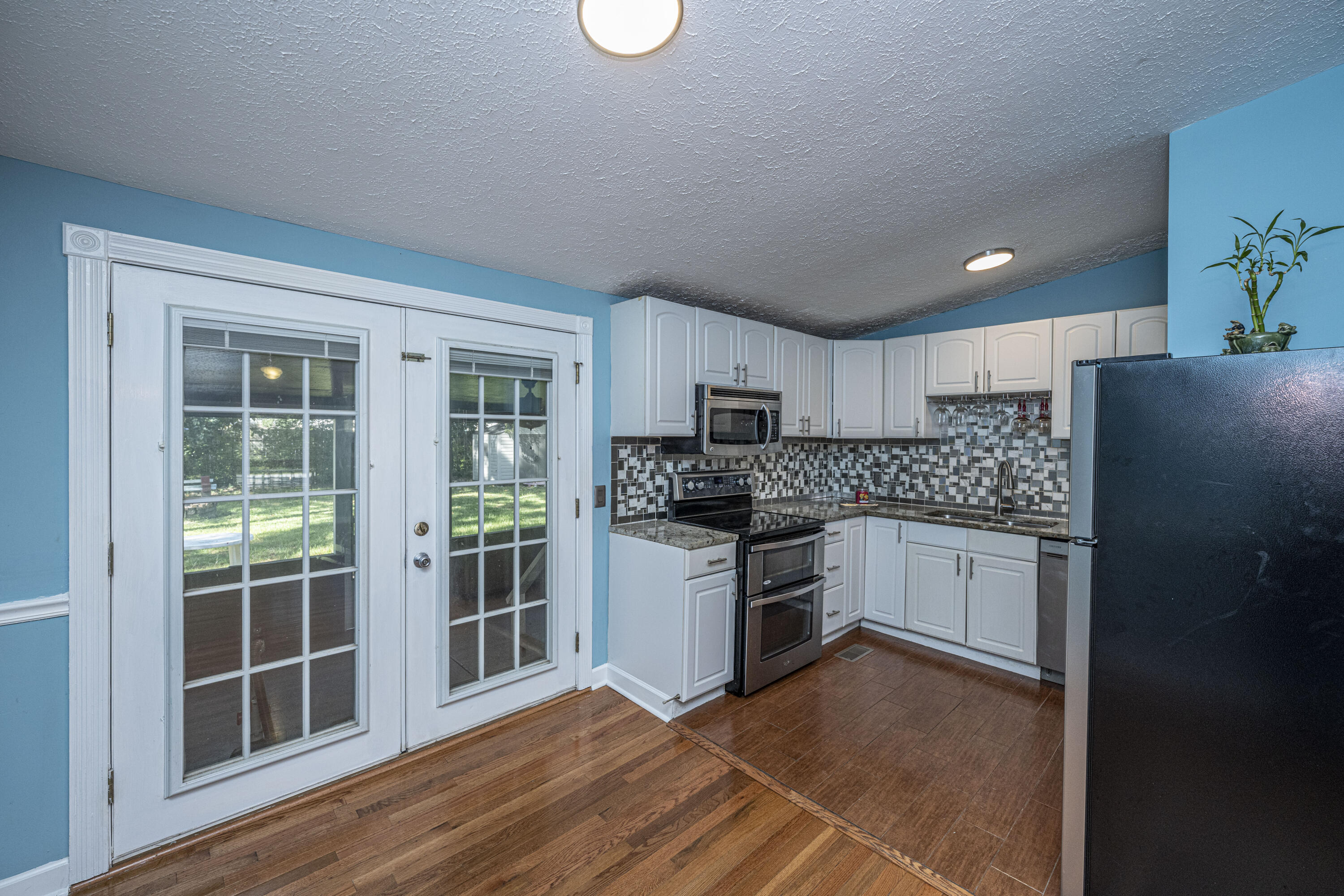 811 Savage Road Charleston, SC 29414 - Photo 8 of 36 811SavageRd10