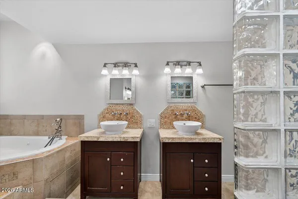 $449,900 | 5750 North 10th Street, Unit 5, Phoenix, AZ 85014