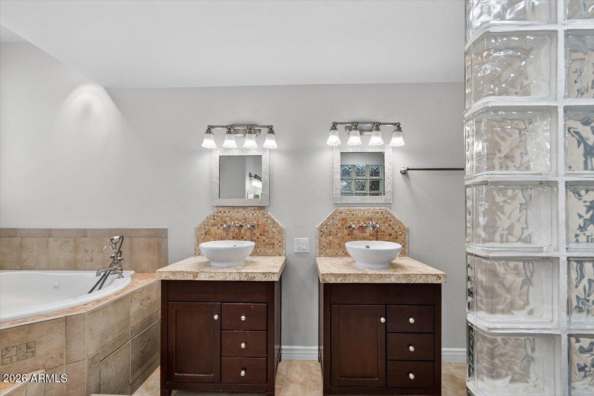 5750 North 10th Street, Unit 5 Phoenix, AZ 85014 - Photo 24 of 37 30-A746846