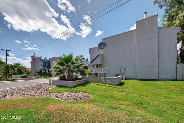 $449,900 | 5750 North 10th Street, Unit 5, Phoenix, AZ 85014
