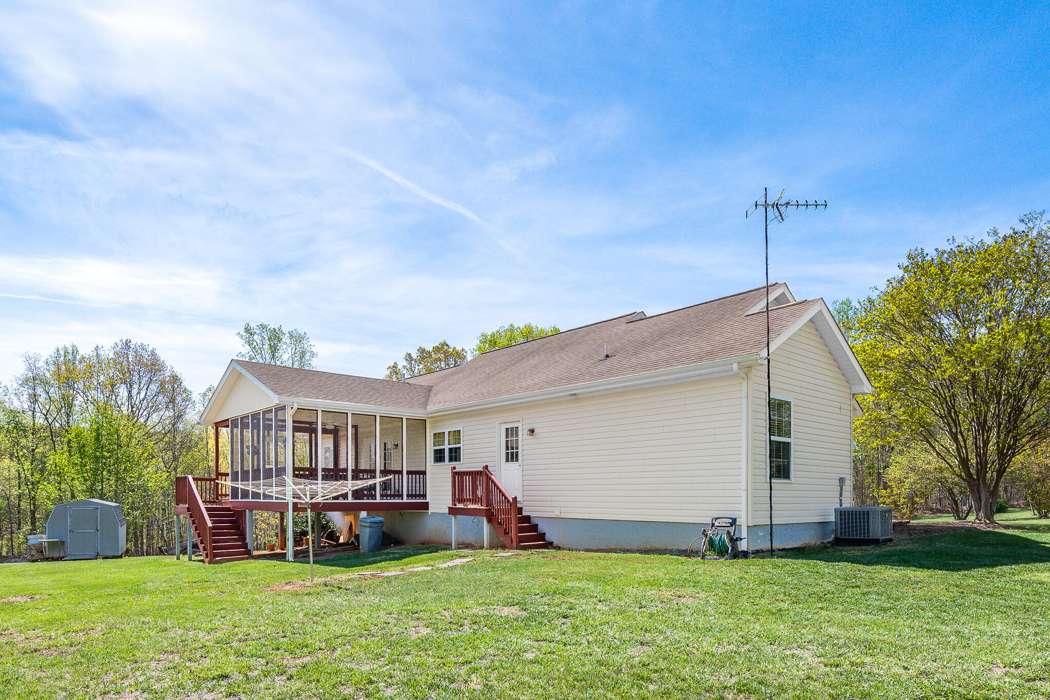 7810 Blue Ridge Drive Hurt, VA 24563 - Photo 41 of 48 50