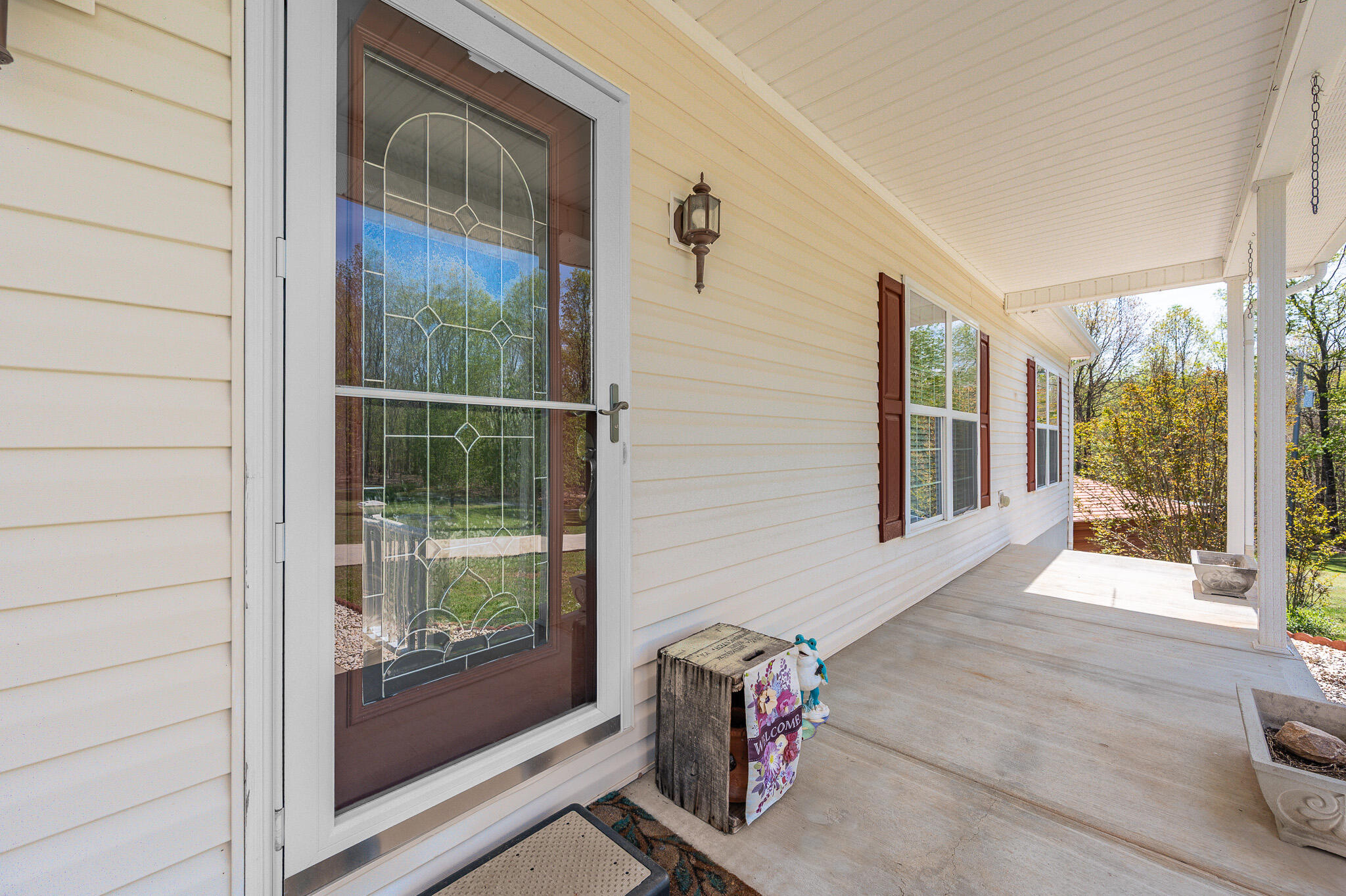 7810 Blue Ridge Drive Hurt, VA 24563 - Photo 5 of 48 8