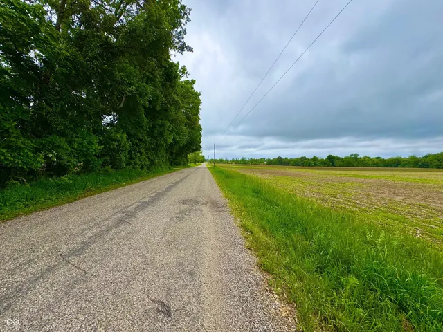 $556,555 | 6898 North State Line Road, Georgetown, IL 61846