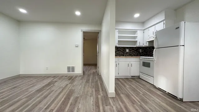 $1,400,000 | 326 West Kenwood Drive, Bloomington, IN 47404