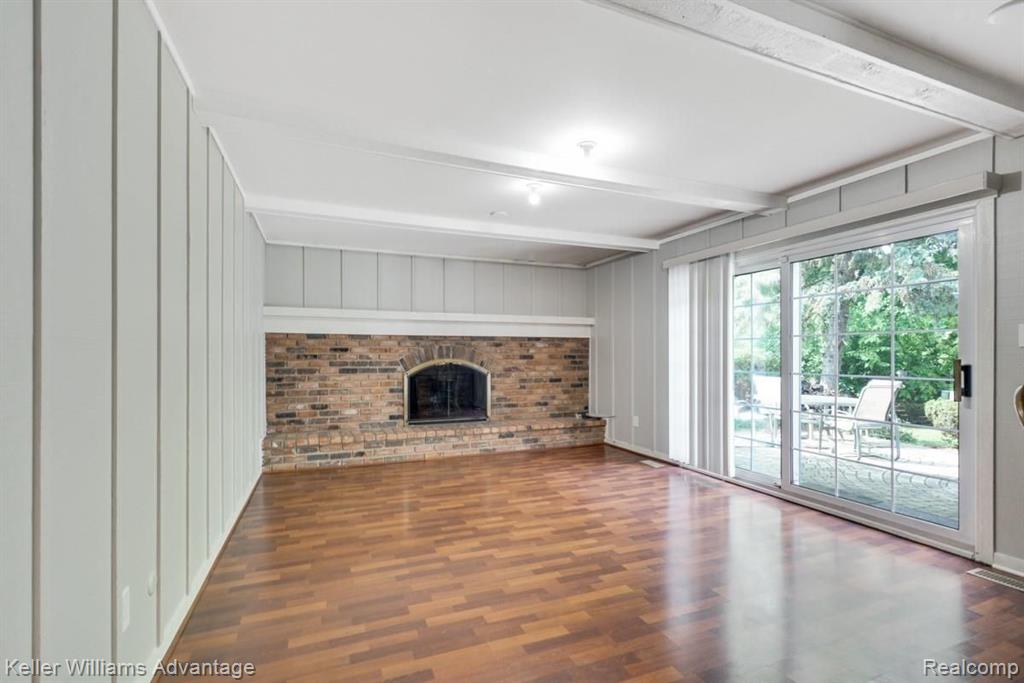 35984 Charter Crest Road Farmington Hills, MI 48335 - Photo 11 of 39