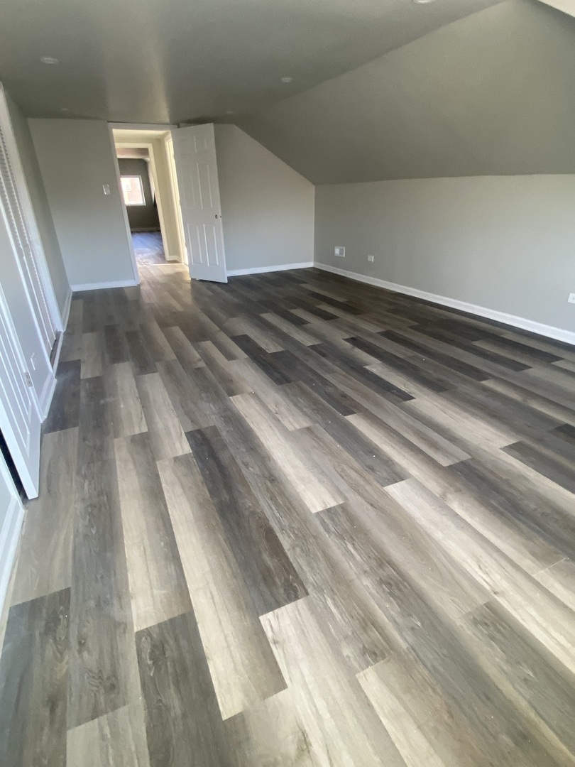 8046 South Manistee Avenue, Unit 2 Chicago, IL 60617 - Photo 16 of 21