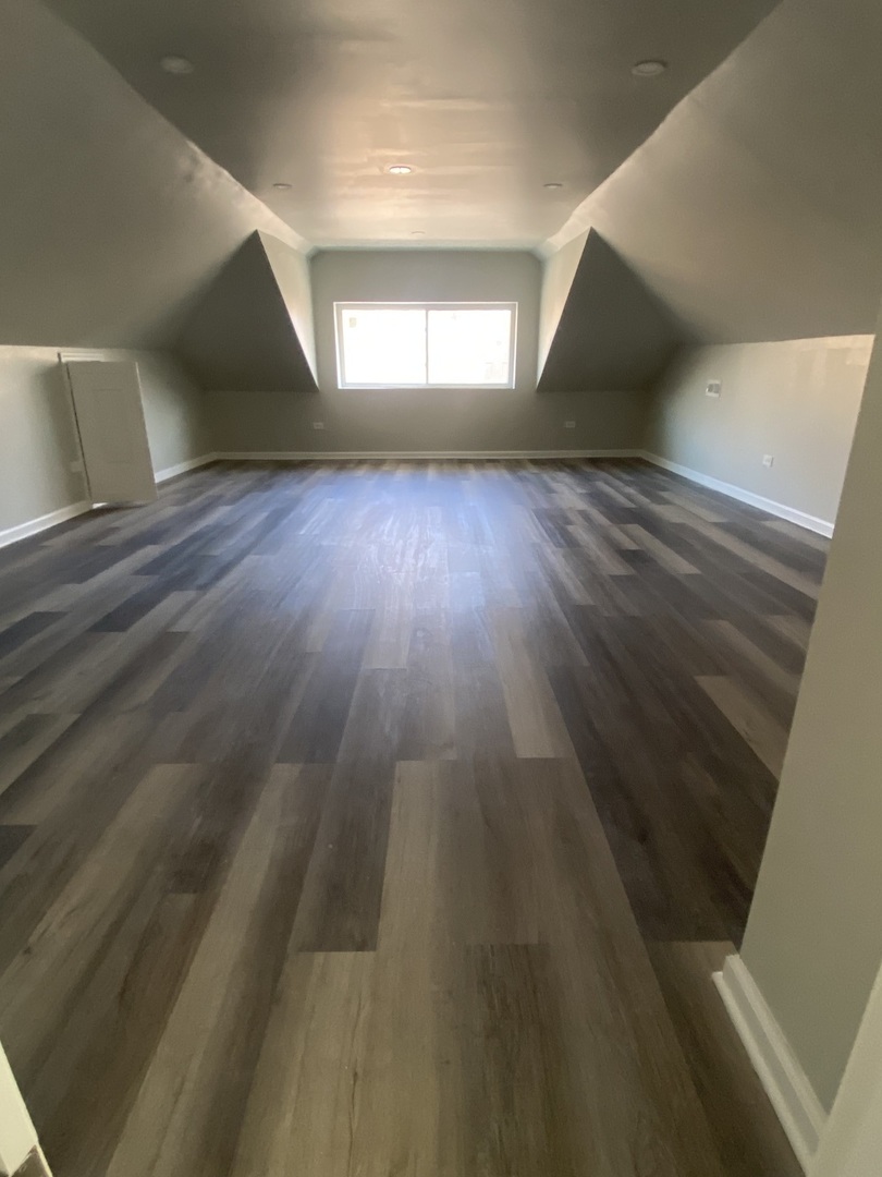 8046 South Manistee Avenue, Unit 2 Chicago, IL 60617 - Photo 17 of 21