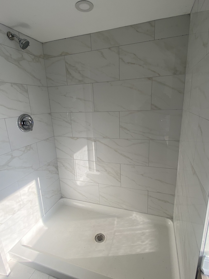 8046 South Manistee Avenue, Unit 2 Chicago, IL 60617 - Photo 19 of 21