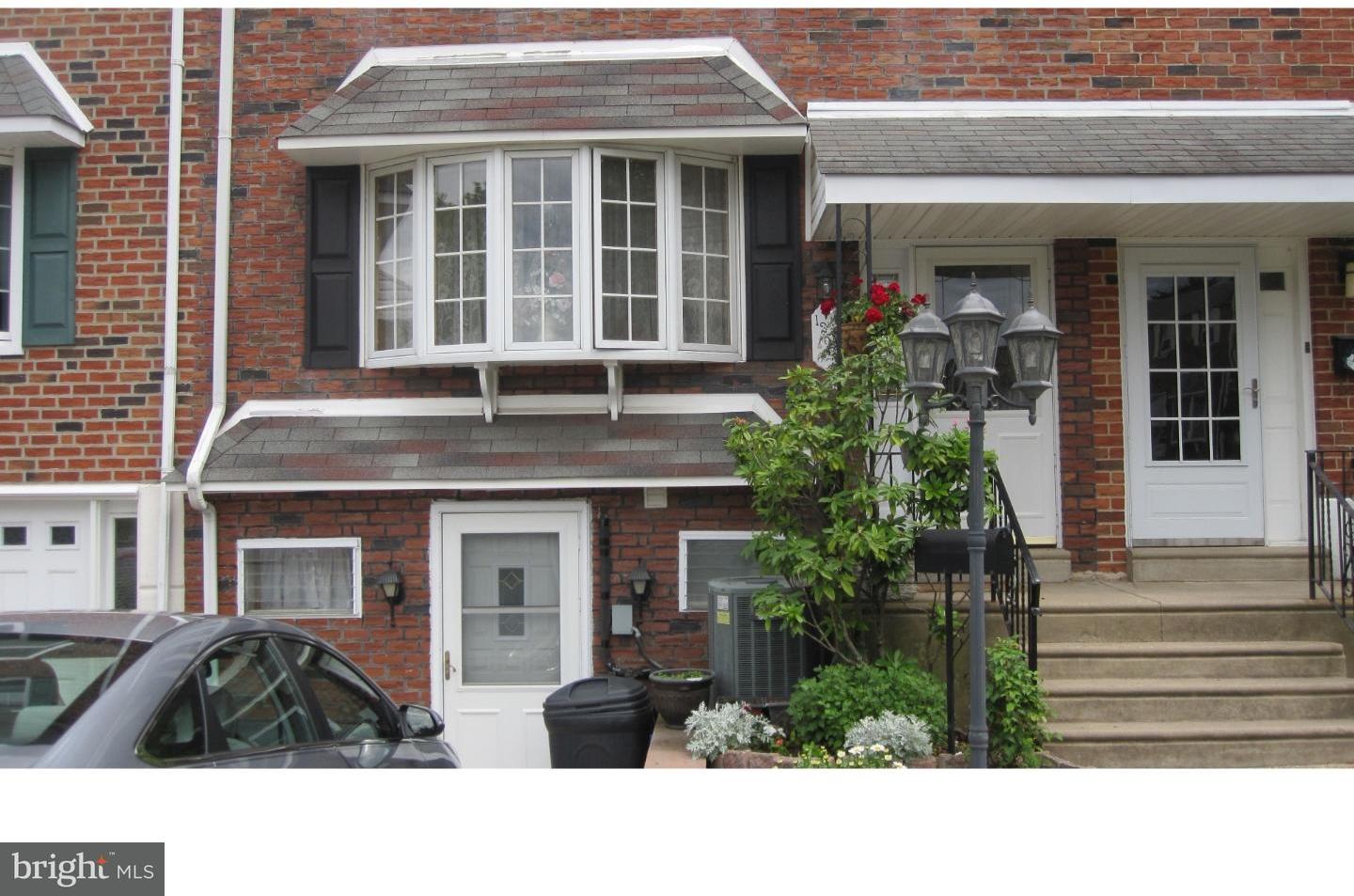 12525 Ramer Road Philadelphia, PA 19154 - Photo 2 of 25 Exterior Front
