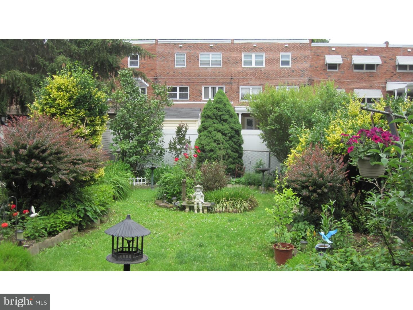 12525 Ramer Road Philadelphia, PA 19154 - Photo 19 of 25 Back Yard