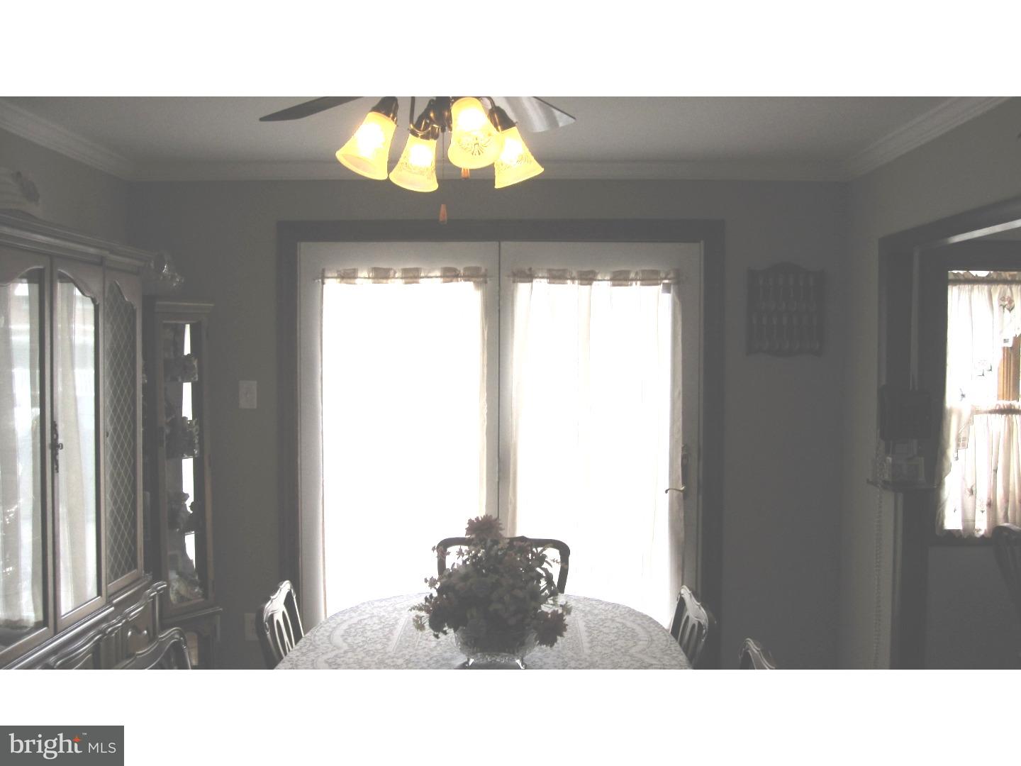 12525 Ramer Road Philadelphia, PA 19154 - Photo 9 of 25 Dining Room