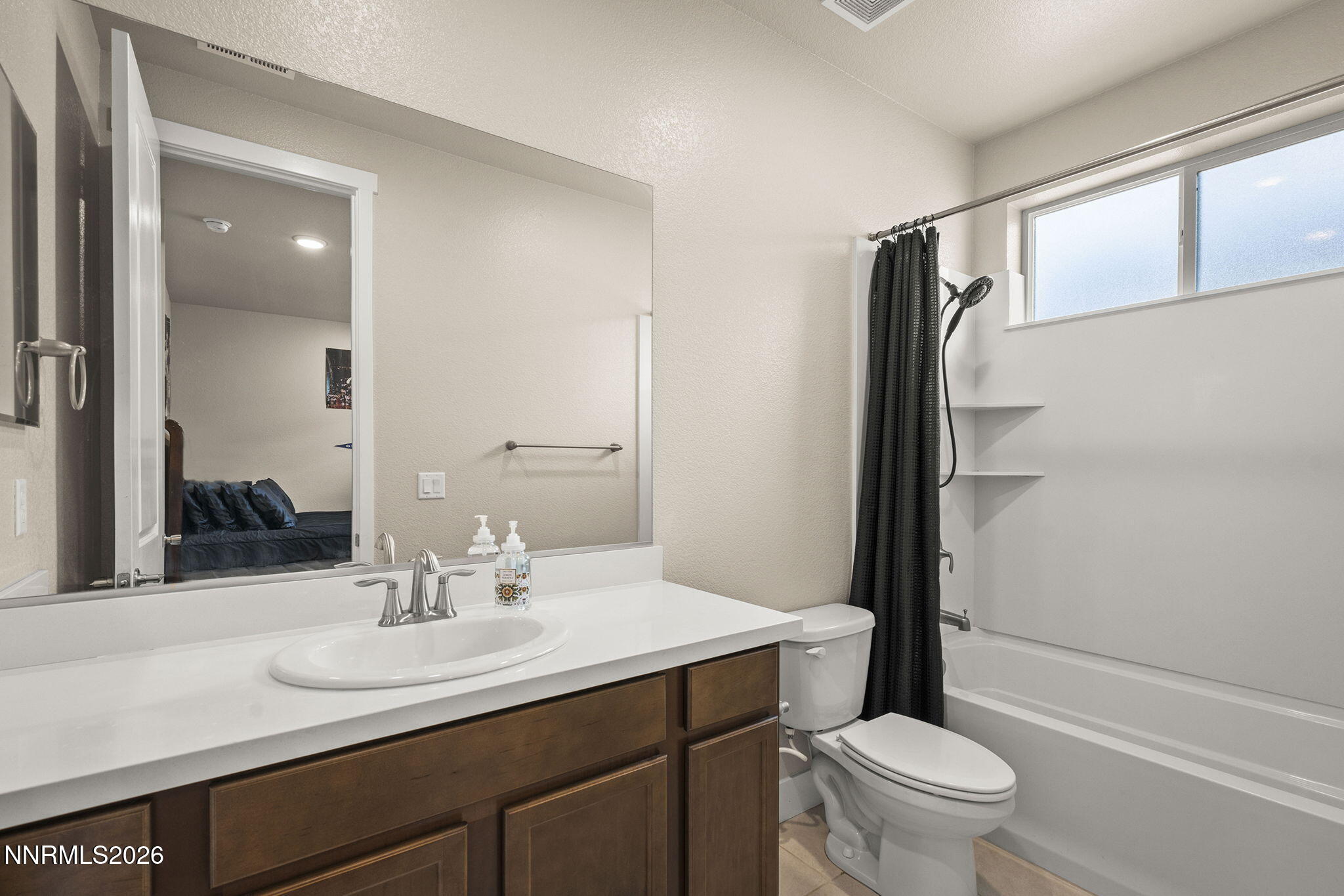 7766 Enclave Ky Road Reno, NV 89506 - Photo 16 of 24 17-web-or-mls-_DSC0189
