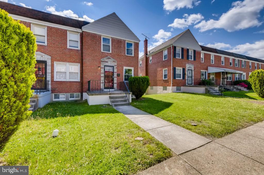 731 South Woodington Road Baltimore, MD 21229 - Photo 1 of 46 Gallery Image 1
