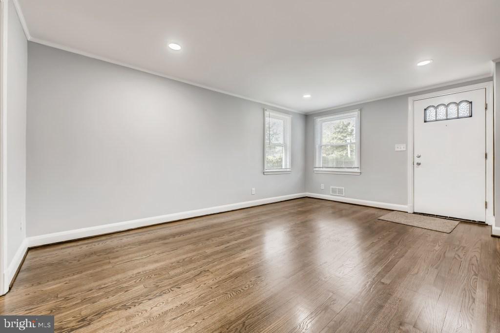 731 South Woodington Road Baltimore, MD 21229 - Photo 24 of 46 Gallery Image 24