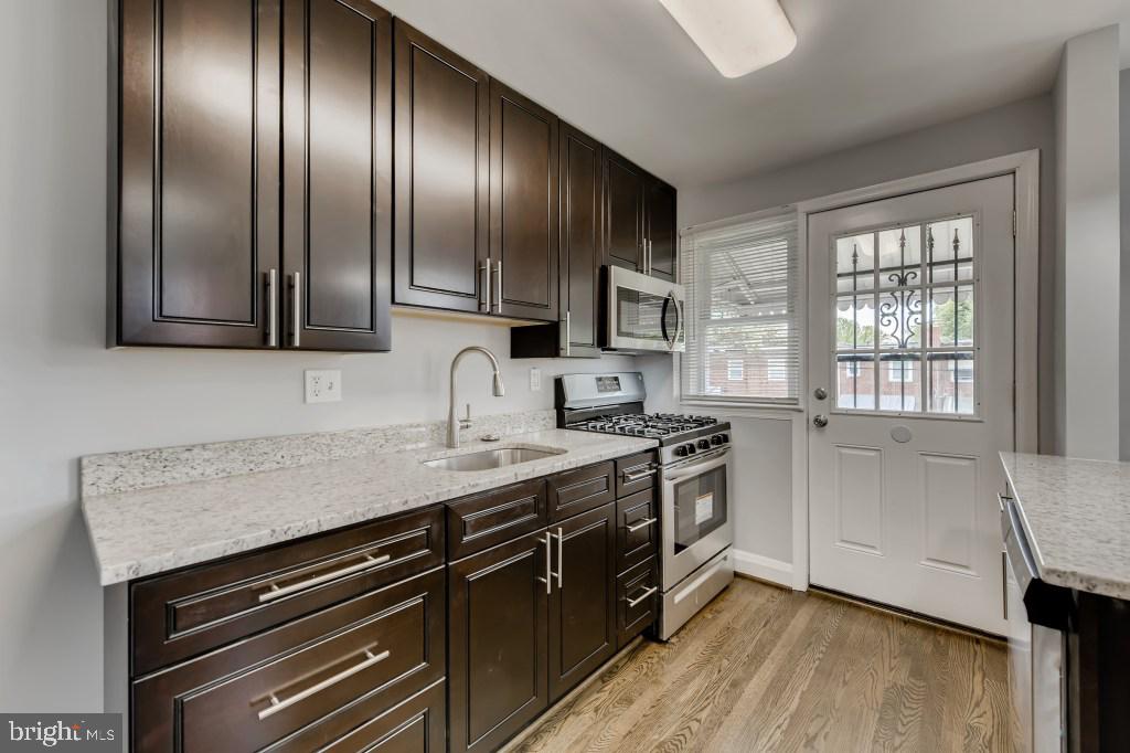 731 South Woodington Road Baltimore, MD 21229 - Photo 26 of 46 Gallery Image 26