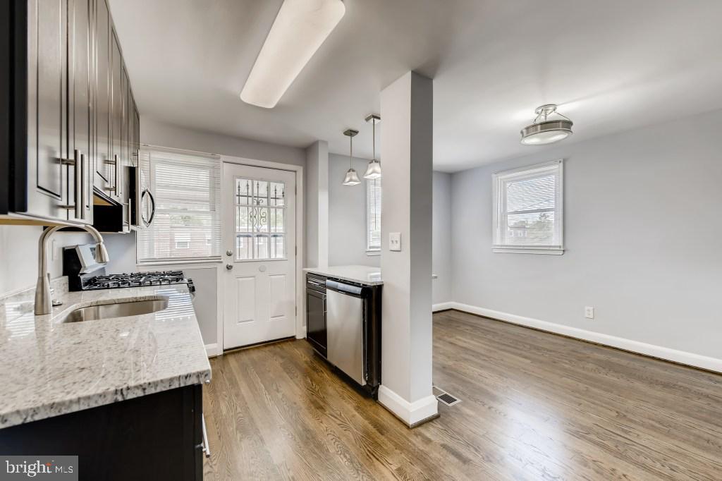 731 South Woodington Road Baltimore, MD 21229 - Photo 27 of 46 Gallery Image 27