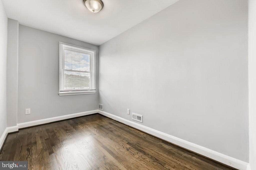 731 South Woodington Road Baltimore, MD 21229 - Photo 33 of 46 Gallery Image 33