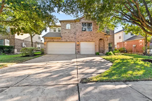 $535,000 | 518 Honeysuckle Vine Drive, Rosenberg, TX 77469