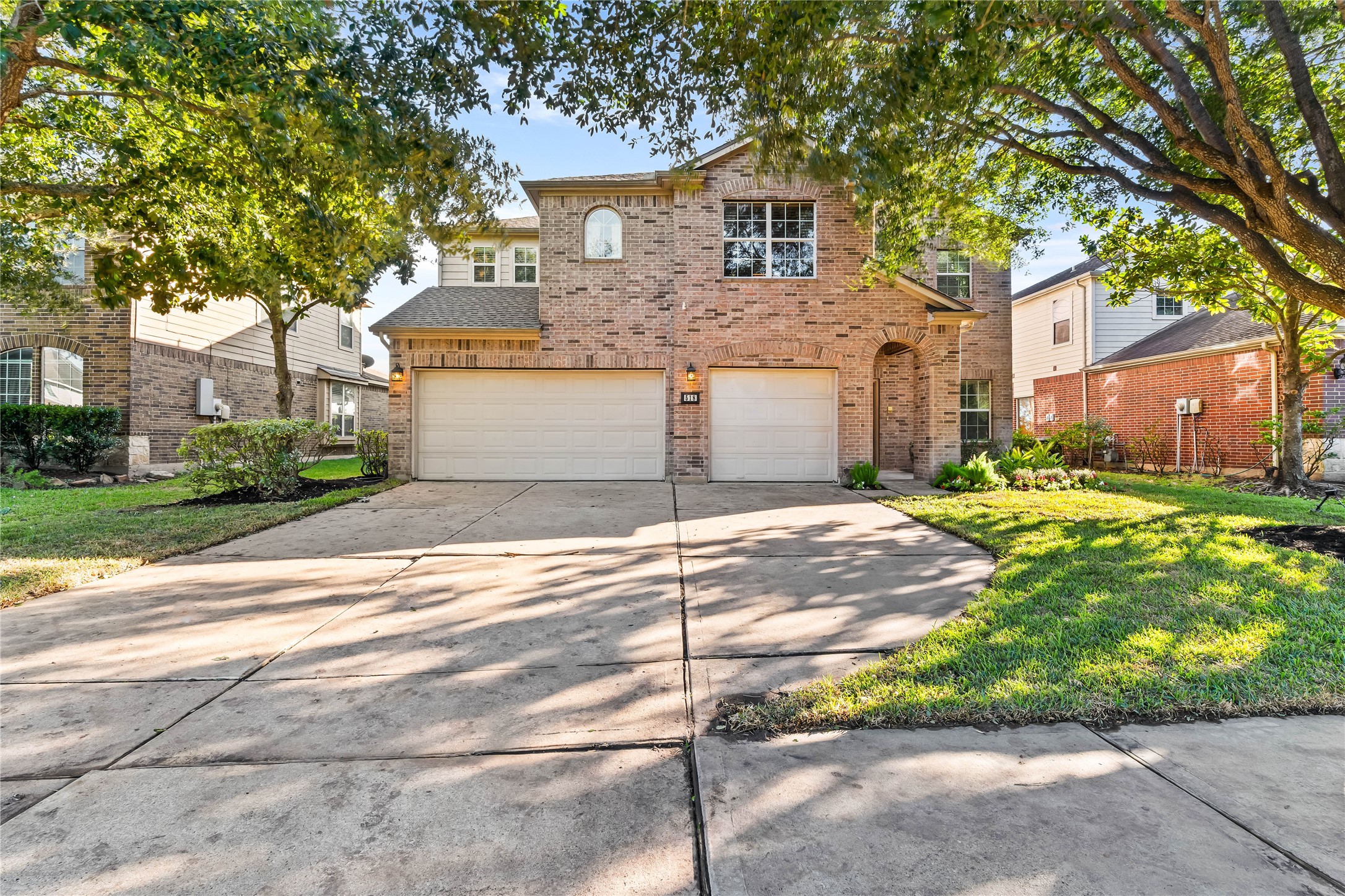 518 Honeysuckle Vine Drive Rosenberg, TX 77469 - Photo 2 of 42