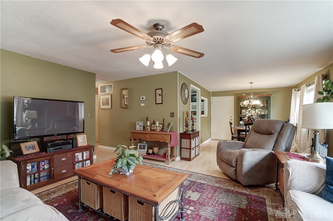 3557 Tait Road Kettering, OH 45439 - Photo 9 of 31 Gallery Image 9