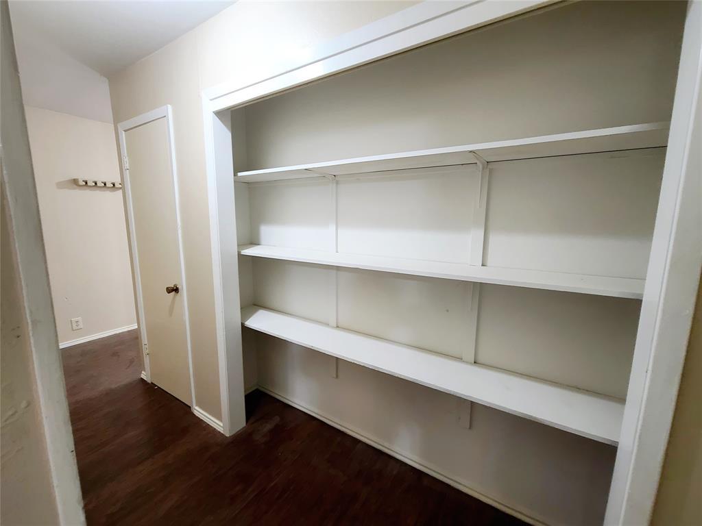 9867 Carnegie Place Dallas, TX 75228 - Photo 9 of 23