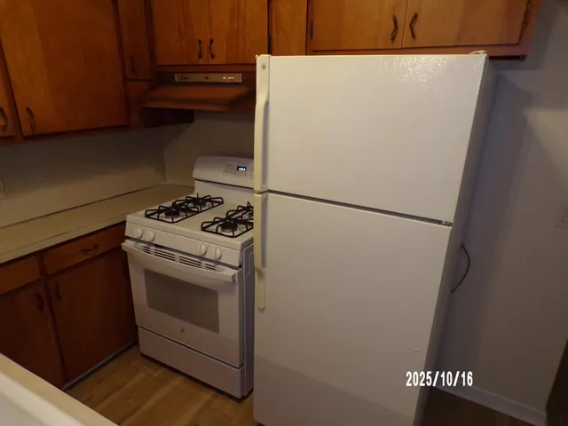 $1,500 | 210 North Division Street, Spring Lake, MI 49456