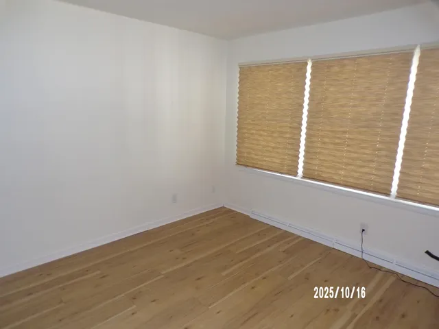 $1,500 | 210 North Division Street, Spring Lake, MI 49456