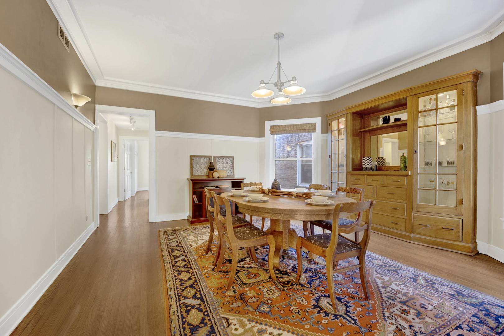 1350 West Rosedale Avenue, Unit 2 Chicago, IL 60660 - Photo 11 of 22 Gallery Image 11