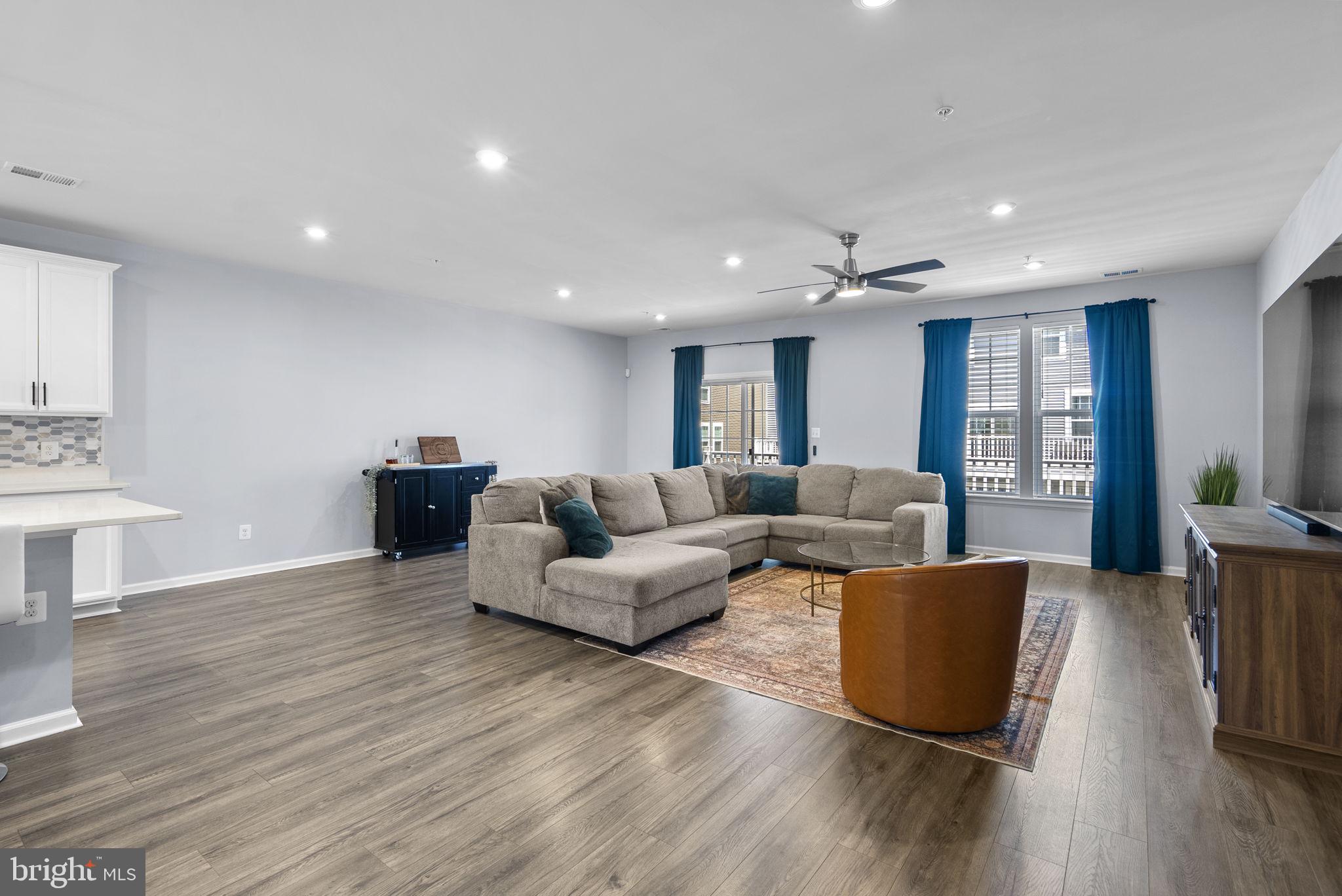 2708 Duvall Ridge Road, Unit 415 Landover, MD 20785 - Photo 9 of 33