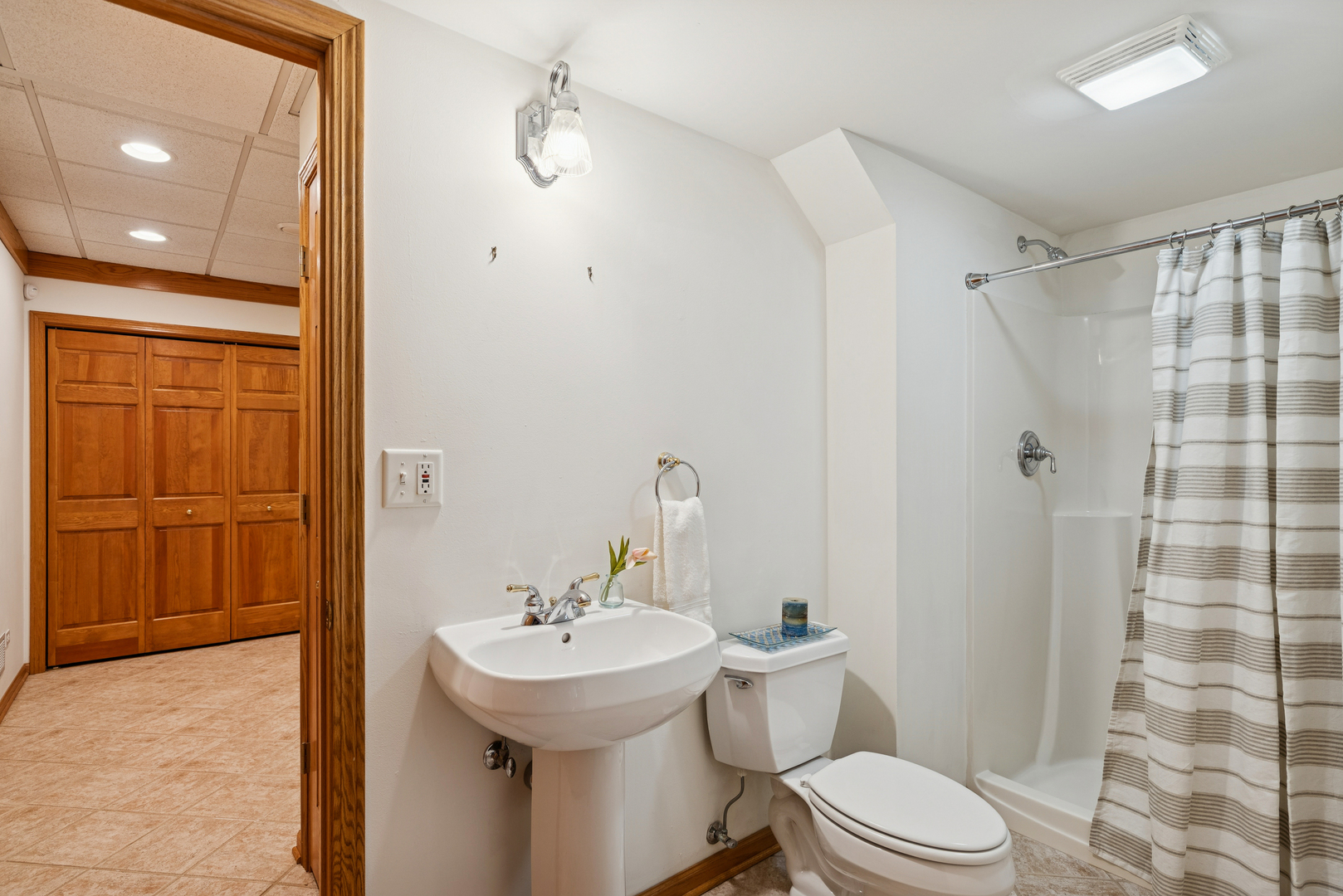 600 Crosswind Lane Lindenhurst, IL 60046 - Photo 19 of 30