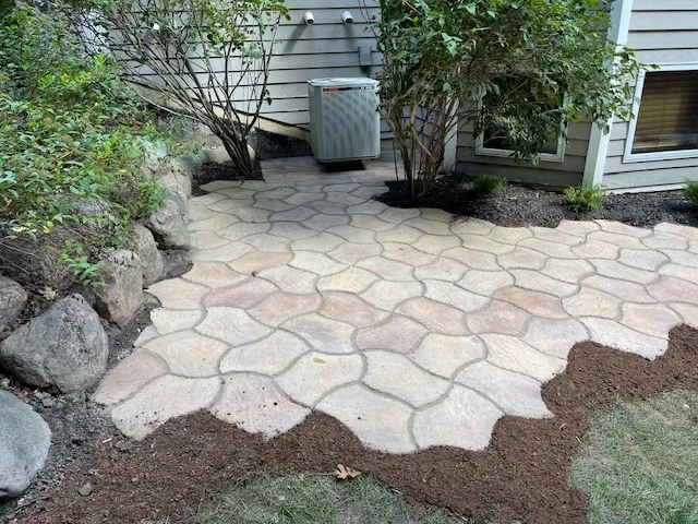 $599,900 | 600 Crosswind Lane, Lindenhurst, IL 60046