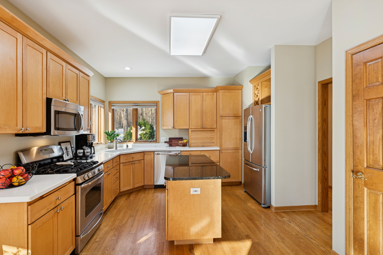 600 Crosswind Lane Lindenhurst, IL 60046 - Photo 8 of 30