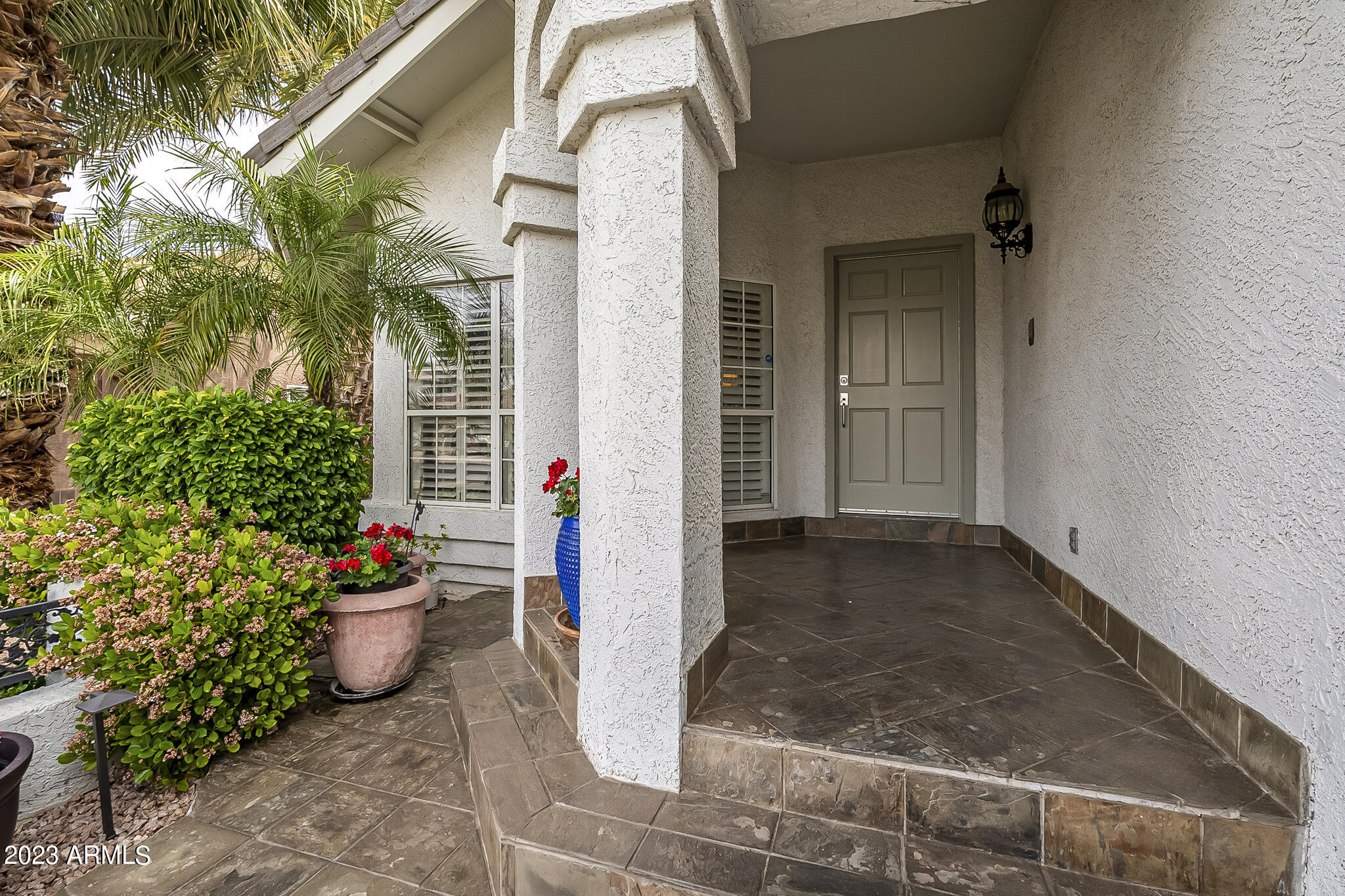 6301 North 4th Drive Phoenix, AZ 85013 - Photo 14 of 72 Front stoop