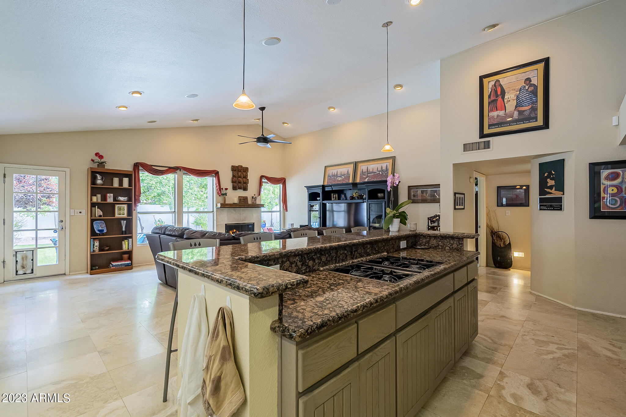 6301 North 4th Drive Phoenix, AZ 85013 - Photo 26 of 72 Kitchen island and great room