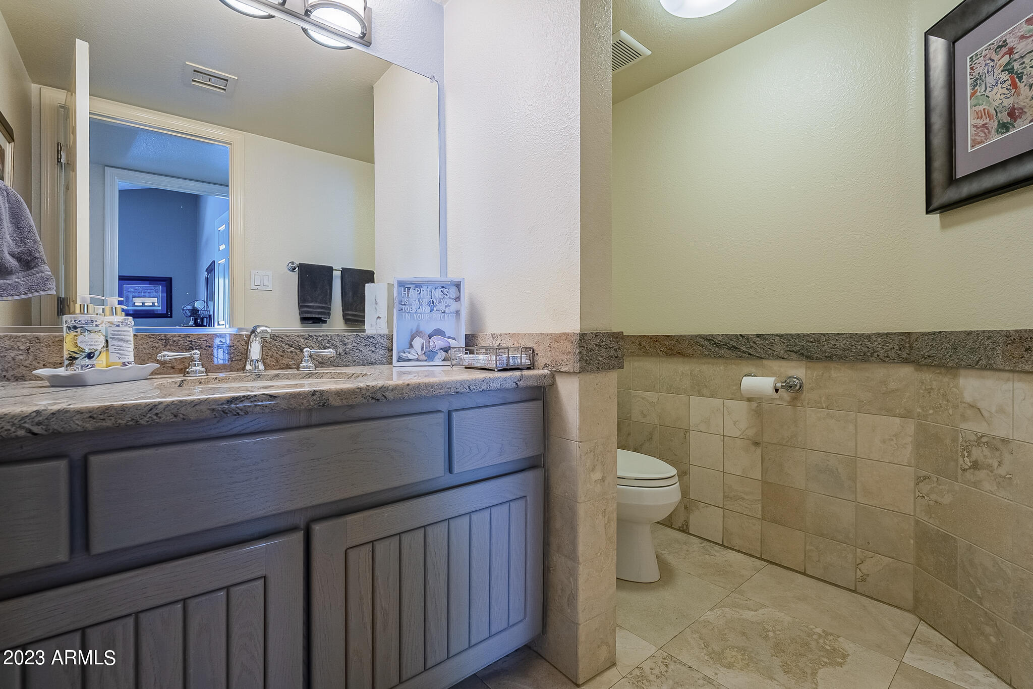 6301 North 4th Drive Phoenix, AZ 85013 - Photo 45 of 72 Guest bath